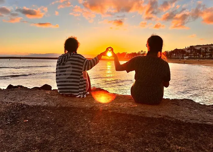 Sweet Sunset * ארונה